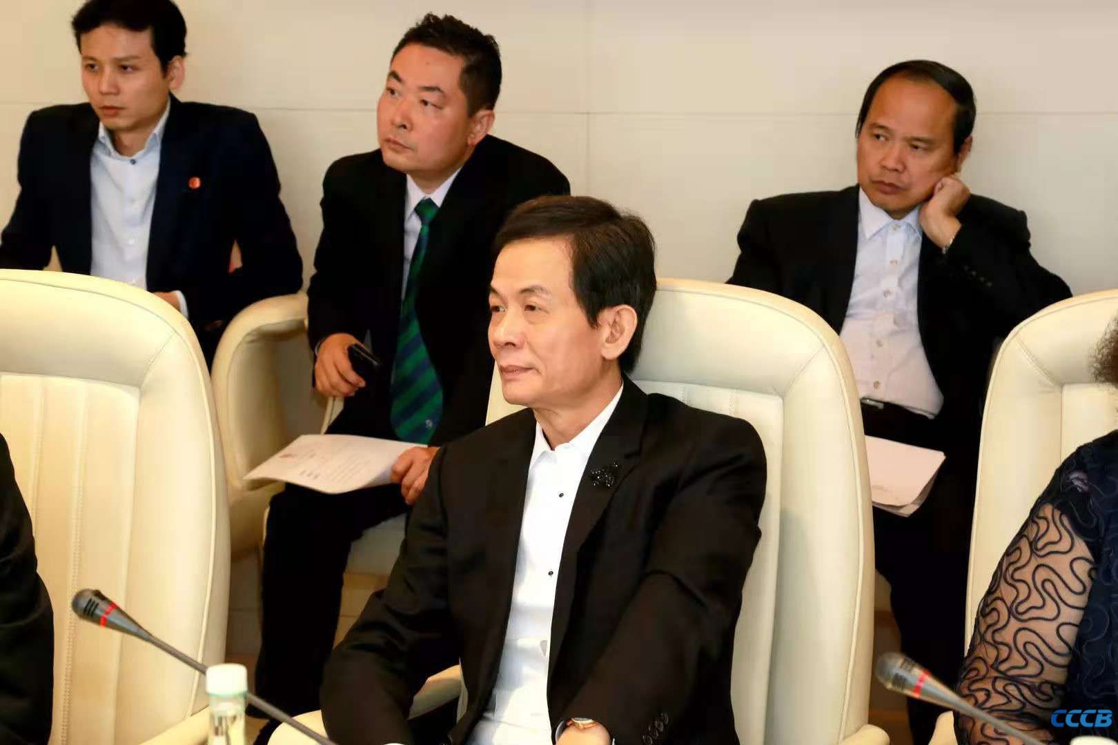 简讯北京潮商会执行会长陈才雄以香港中国商会常务副会