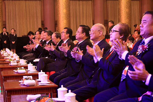 张章笋会长率团出席2013天下潮商经济年会